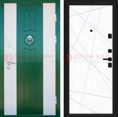 Зеленая железная дверь с панелями МДФ ДМ-369 в Самаре