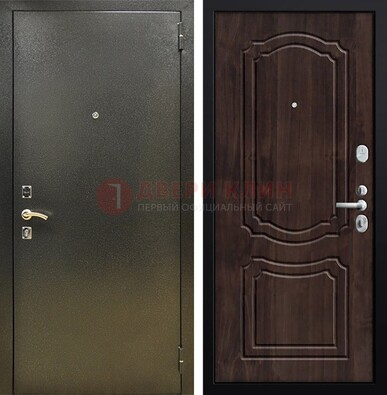 Темно-серая железная дверь с порошковым покрытием и коричневой МДФ ДП-288 в Самаре