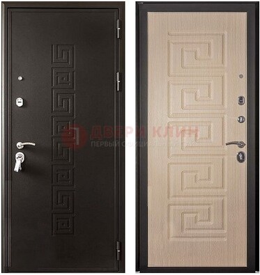 Коричневая стальная дверь с порошковым напылением с дизайном ДП-37 в Самаре