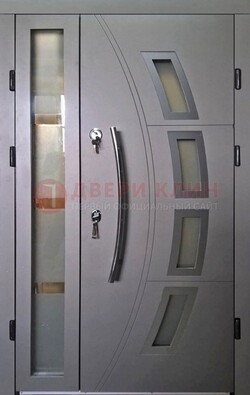 Серая железная дверь для дома со стеклом ДС-17 в Самаре