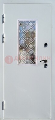Серая металлическая дверь со стеклом и ковкой ДС-75 в Самаре