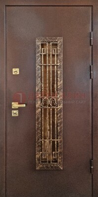 Металлическая дверь с порошковым напылением со стеклом и ковкой ДСК-110 в Самаре