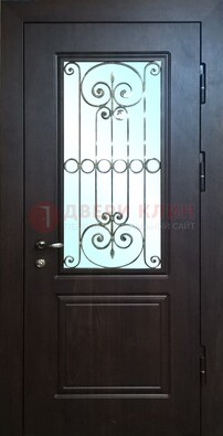 Железная дверь со стеклом и ковкой ДСК-65 для общественных зданий в Самаре