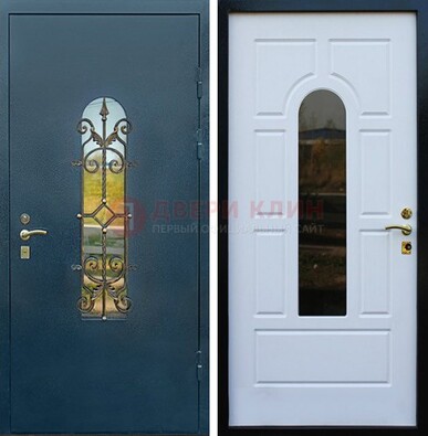 Входная дверь Дверь со стеклом и ковкой ДСК-71 для кирпичного дома в Самаре