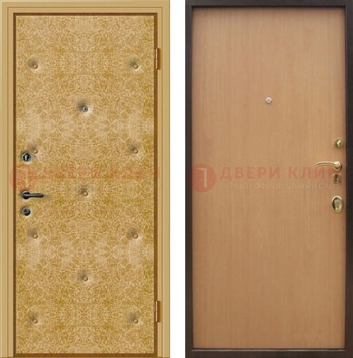 Светлая металлическая дверь с винилискожей ДВ-34 в Самаре